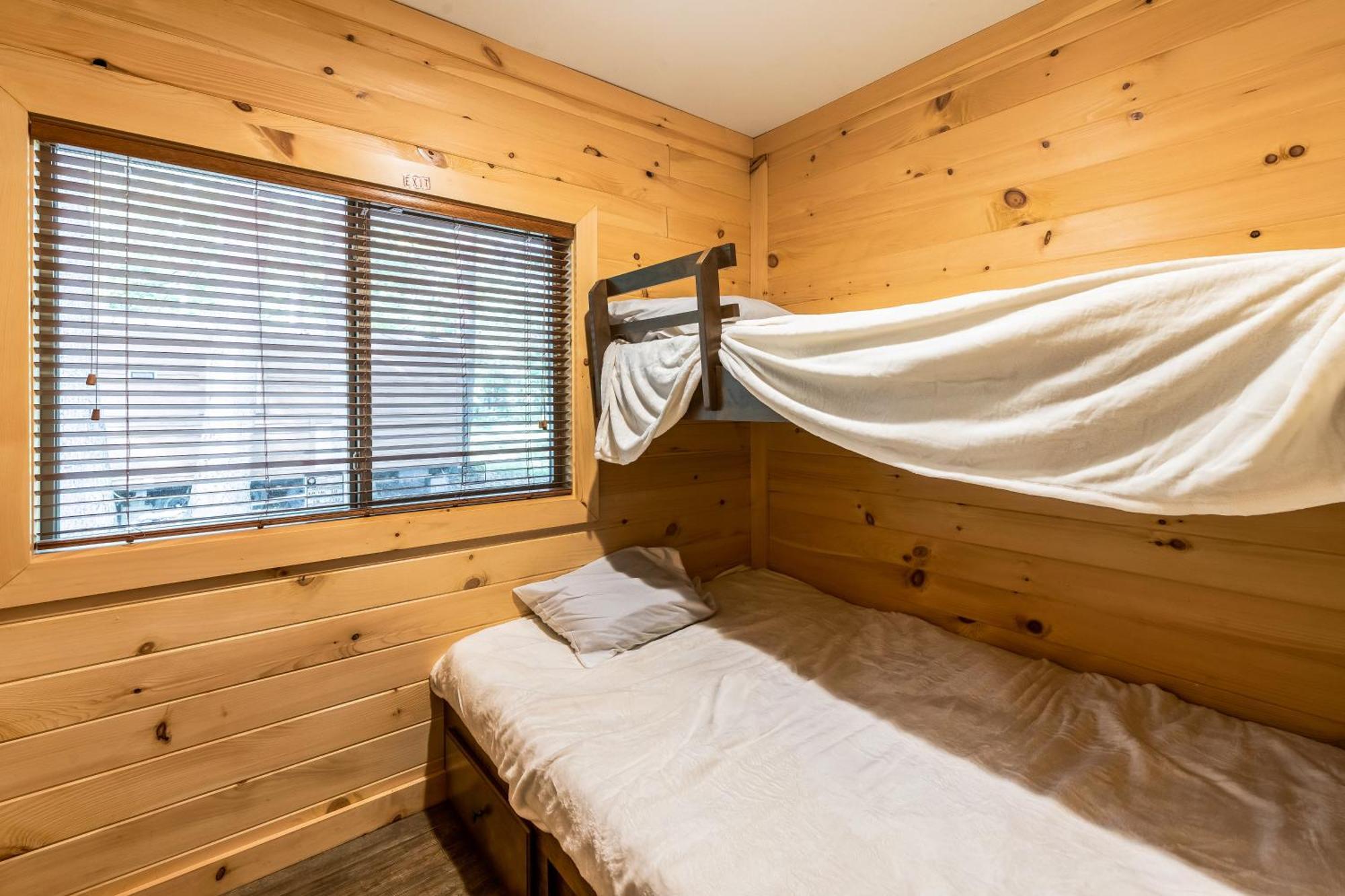 Rondout Valley Camping Resort Deluxe Park Model 11 Accord ห้อง รูปภาพ