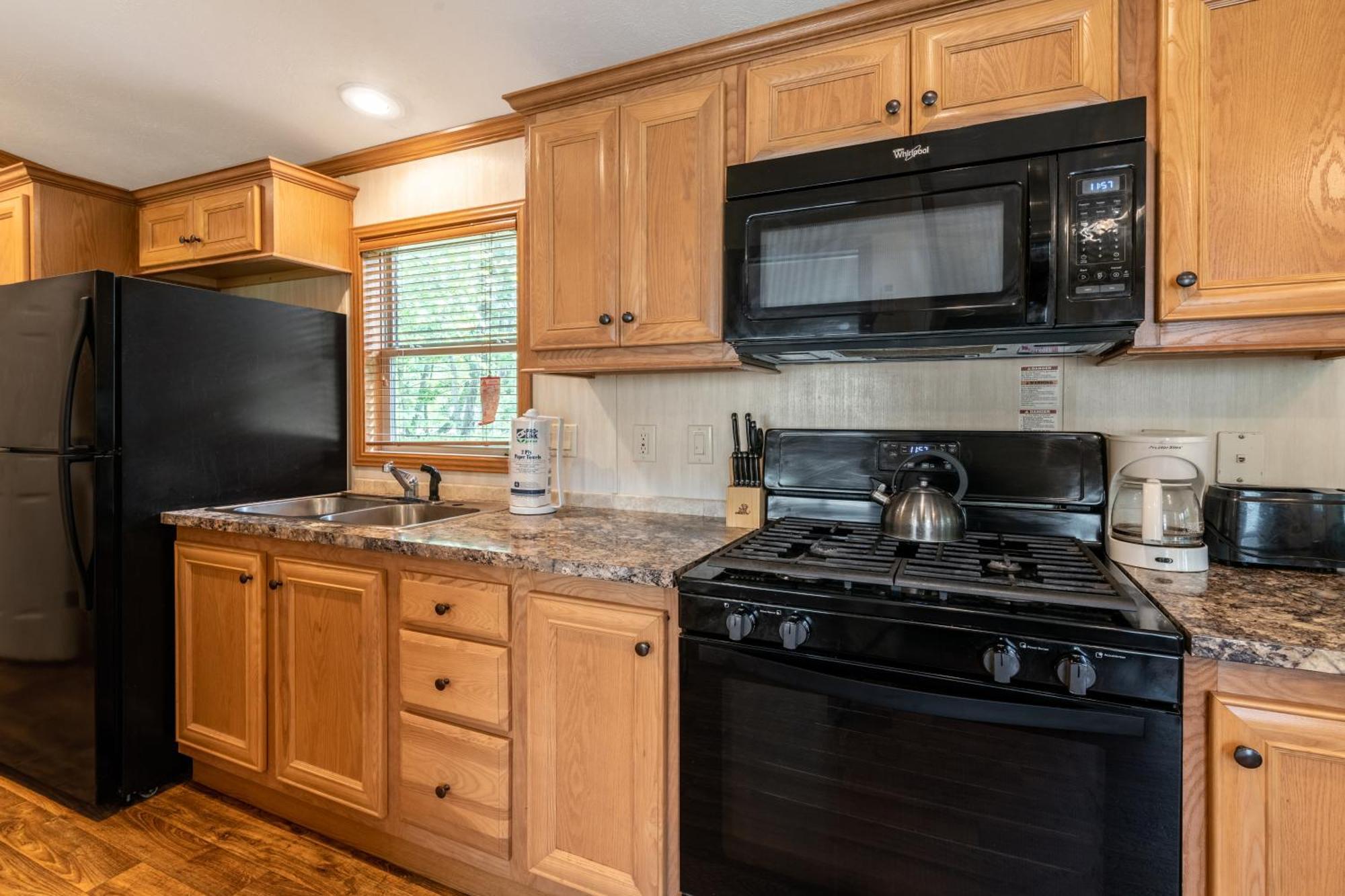 Rondout Valley Camping Resort Deluxe Park Model 11 Accord ห้อง รูปภาพ